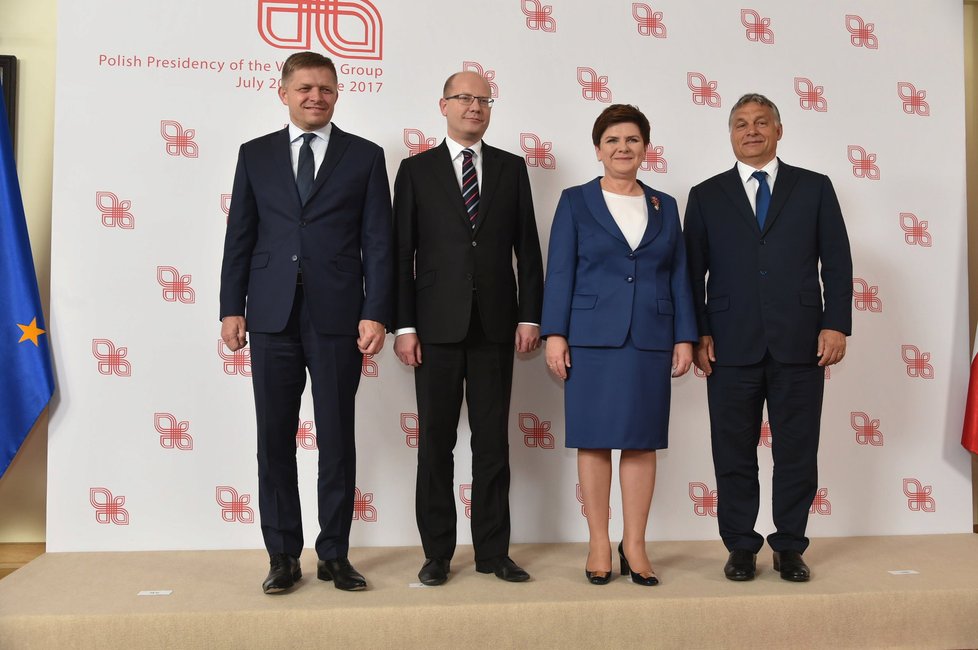 Visegrádská čtyřka se sešla ve Varšavě kvůli brexitu a změnám v Evropské unii. Česko zastupoval premiér Bohuslav Sobotka.