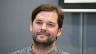 Sociální demokraté se nepoučili. Kdysi mocná strana se brzy rozplyne jako pára nad hrncem Sociální demokraté se nepoučili. Kdysi mocná strana se brzy rozplyne jako pára nad hrncem