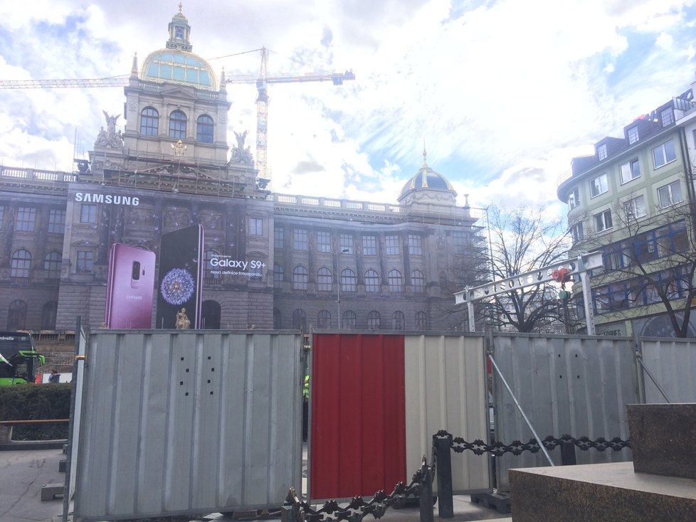V horní části Václavského náměstí dojde v dubnu k drobné změně.