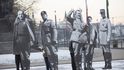 Levicové aktivistické organizace rozmístili na místě sochy diktátorů Adolfa Hitlera, Benita Mussoliniho a Josifa Stalina