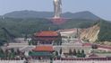 Socha Buddhy v čínském Henanu, výška 153 metrů