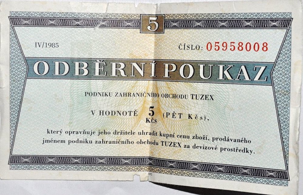 V Tuzexu se neplatilo československými korunami, ale tuzexovými poukázkami, kterým se říkalo bony