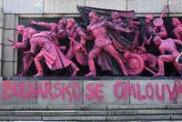 Bulharsko se omlouvá za okupaci Československa! Růžovým pomníkem sovětské armády