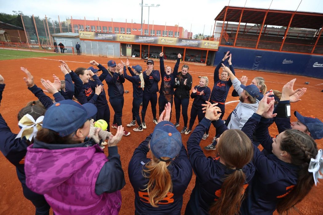 Softbalistky Joudrs Praha porazily Eagles a ovládly letošní finále extraligy.