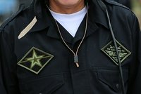 Putin Šojgua vyhodil za korupci, neschopnost nevadí, řekl expert ke konci ruského ministra obrany