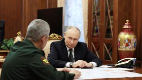 Sergej Šojgu reportoval Vladimiru Putinovi o postupu na Ukrajině (20. 2. 2024).