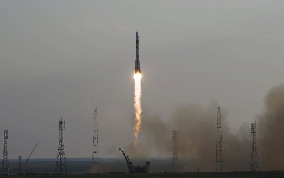 Start rakety Sojuz z Kazachstánu