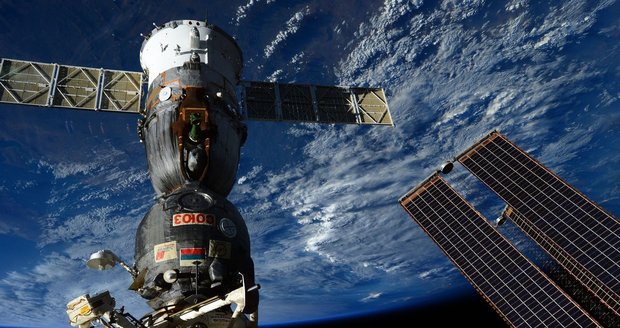 Vesmírná loď Sojuz připojená ke stanici ISS