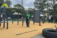 Vinohrady mají nové sportoviště! Děti zkoušely parkour, MMA i pole dance