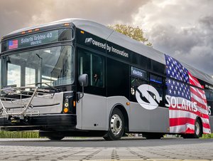 Autobusy a trolejbusy, které zná každý Čech, míří do Ameriky. Dříve tam byla úspěšná Škoda