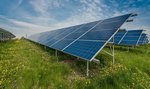 Deloitte: Gigawatty solárů musíme stavět hned. Evropské penězovody mohou vyschnout