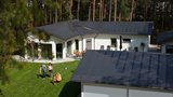 Využívejte sluneční energie a pořiďte si solární střechu