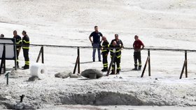 Při tragédii v Solfataře zemřeli rodiče a jejich jedenáctiletý syn. Pod rodinou se propadl kráter.