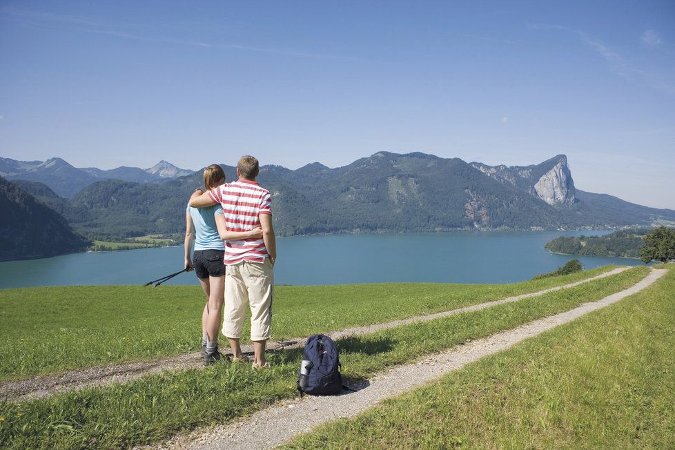 Mondsee: Procházka s výhledem na jezero a Drachenwand