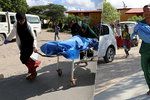 Výbuch somálského minibusu zabil minimálně deset lidí