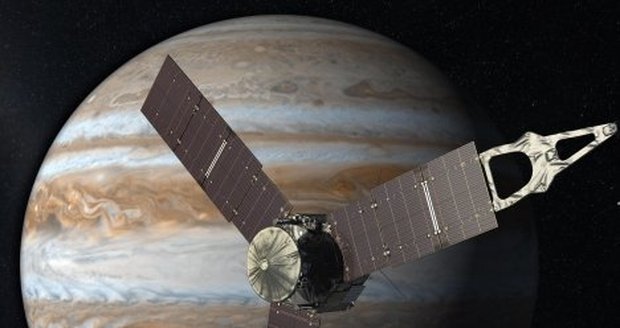 Na měsíci Jupitera je voda! Vědci hledají život