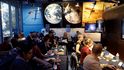 Novináři sledovali přistání sondy InSight na Marsu (26. 11. 2018)