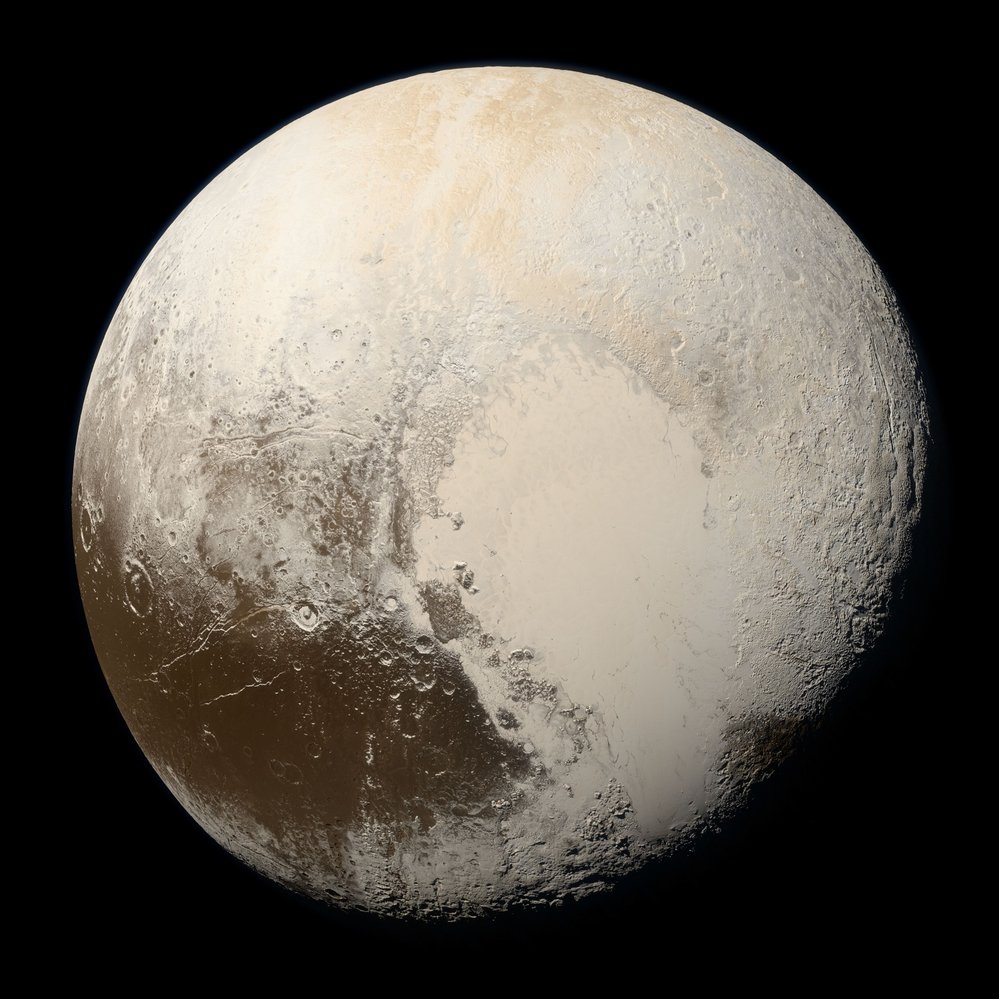 Pluto na snímku ze sondy New Horizons.