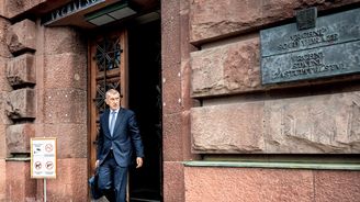 Soudci, žalobci i advokáti český soudní systém chválí, veřejnost si ale stěžuje. Proč to tak je? Soudci, žalobci i advokáti český soudní systém chválí, veřejnost si ale stěžuje. Proč to tak je?