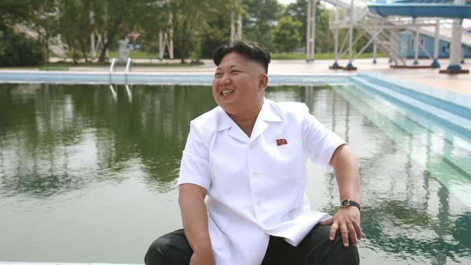 Mezinárodní dětský tábor Sondowon (Songdowon): návštěva Kim Čong-una (2014). Mezinárodní dětský tábor Sondowon (Songdowon): návštěva Kim Čong-una (2014).