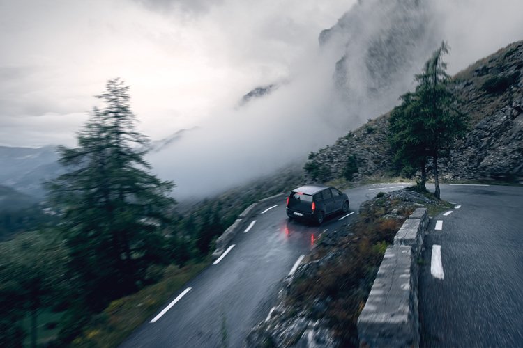 Sono Sion je první auto na solární pohon dostupné pro každého