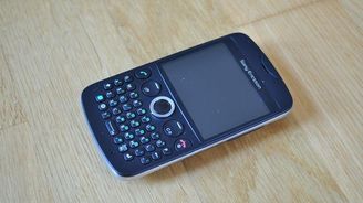 Sony Ericsson příští rok přestane vyrábět hloupé telefony a zaměří se na Android