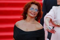 Sexsymbol Sophia Loren slaví 82. narozeniny! Podívejte se, jak zastavila čas