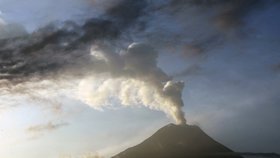 K životu se probudila i sopka v Ekvádoru