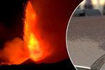 Etna v noci opět probudila Italy. Z erupce zůstal lidem popel na autech a ulicích