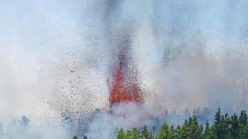 Na Kanárských ostrovech po 50 letech vybouchla sopka (19.9.2021)