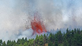 Na Kanárských ostrovech po 50 letech vybouchla sopka (19.9.2021)