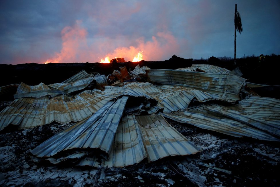 Havajská sopka Kilauea chrlí lávu už dva měsíce.