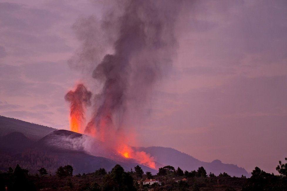 Erupce sopky na Kanárských ostrovech (2. 9. 2021)