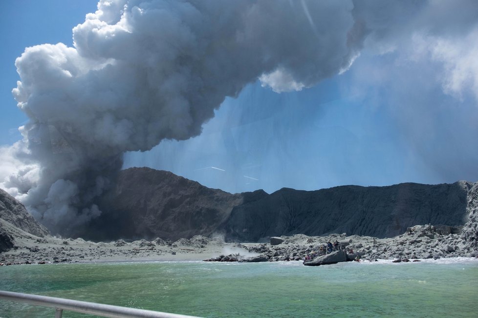 Erupce novozélandské sopky