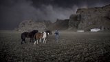 Kdy skončí magická sopečná noc, ptají se Islanďané