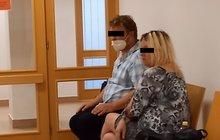Podmínka pro pečovatelku: Připravila seniora (80) o dům!