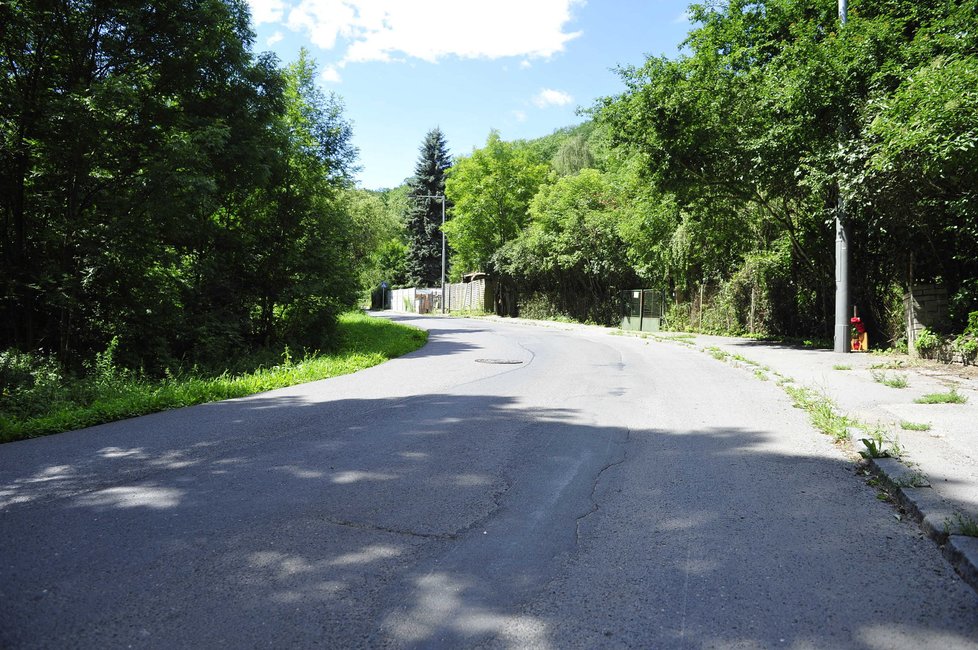 Na tomto místě došlo k nehodě, kdy Dara Rolins srazila cyklistu. Ten svým zraněním podlehl.