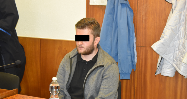 Jaroslav (†21) se opil a předávkoval kokainem: Spolužák Adam drogy přinesl, ale vinu necítí 