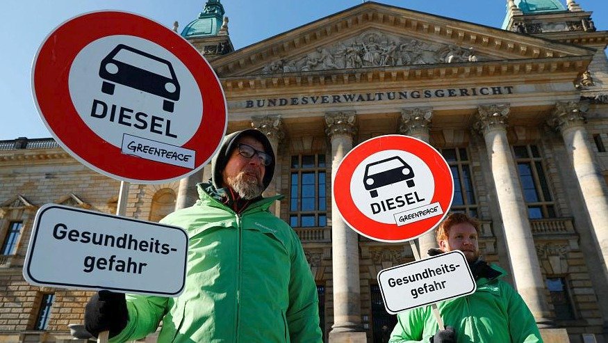 V Německu se v rámci ochrany ovzduší protestovalo proti autům s dieselovými motory.