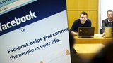 Facebook u soudu: Sociální síť žaluje 25 tisíc lidí. I Češi na ni mají pifku!