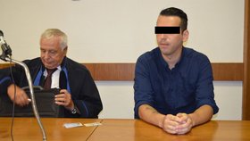 Bývalý znojemský fotbalista Mladen U. se zodpovídá u brněnského soudu z pokusu o vraždu.