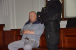 Na doživotí odsouzený vrah Josef Kott (64) chtěl u Krajského soudu v Plzni dosáhnout obnovy procesu.