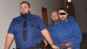 Z hádky o Putina málem dvojnásobná vražda! Kamioňákovi hrozí 17 let
