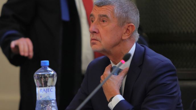 Hlavní líčení kvůli kauze Čapí hnízdo: Andrej Babiš dorazil k soudu (12.9.2022)