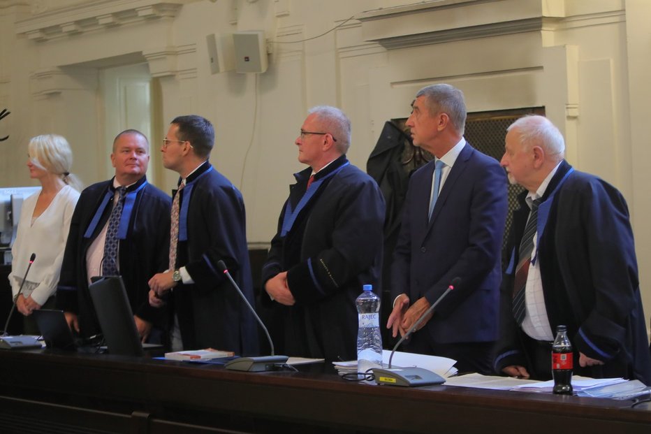 Hlavní líčení kvůli kauze Čapí hnízdo: Andrej Babiš dorazil k soudu (12.9.2022)