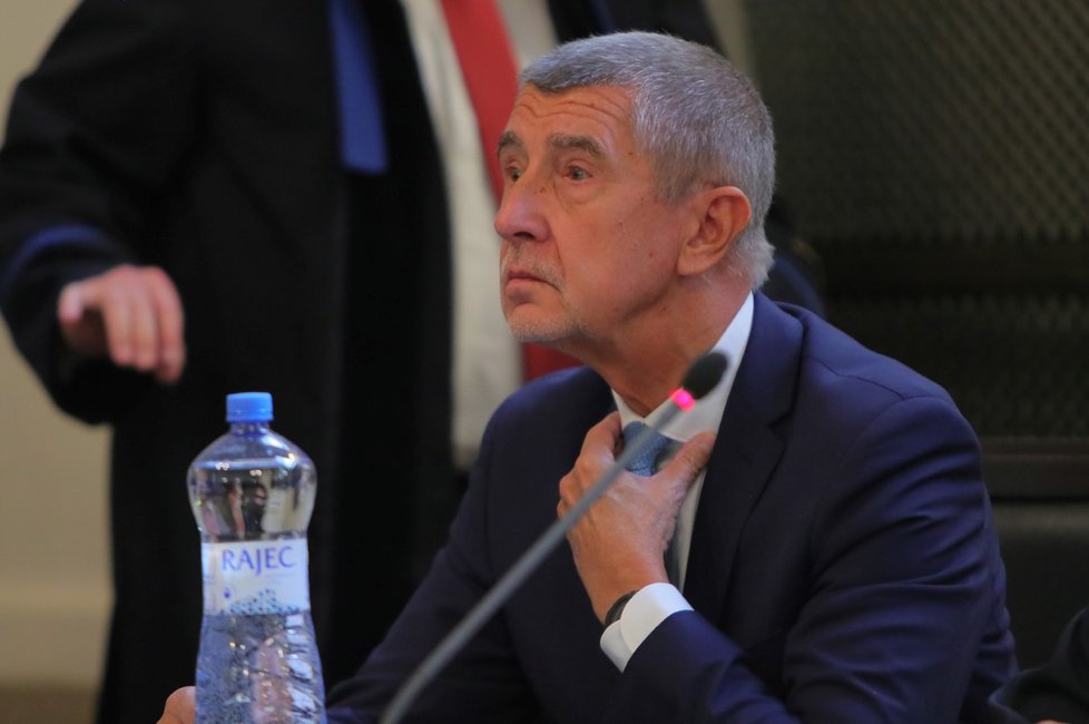 Hlavní líčení kvůli kauze Čapí hnízdo: Andrej Babiš dorazil k soudu (12.9.2022).