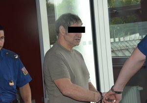 Dědeček v Litovli brutálně znásilnil dvě nezletilé vnučky: Soud ho poslal na 7 let do vězení.