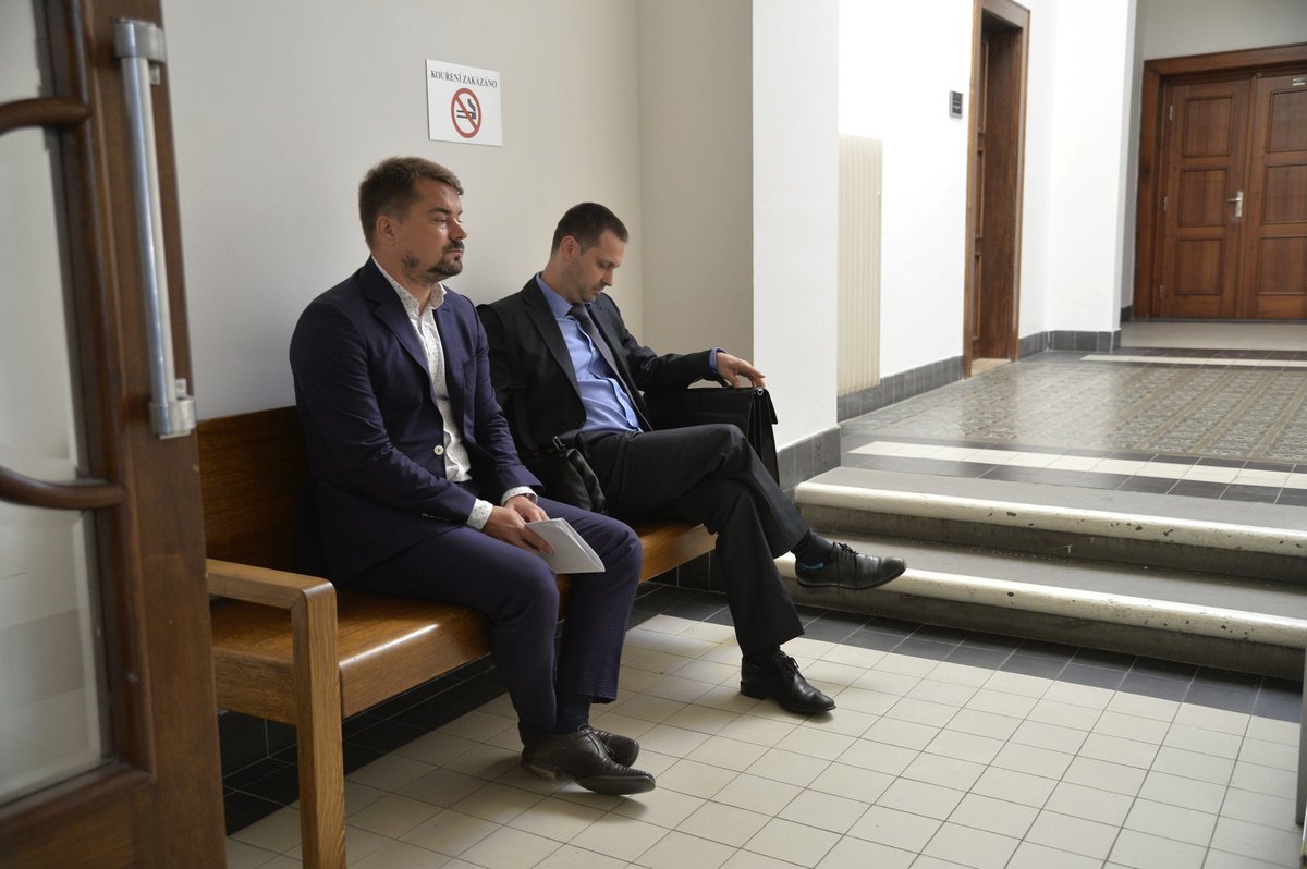 Marek Dalík u Vrchního soudu (25.7.2017). Kauza pandurů se vrátila k soudu poté, co zasáhl Nejvyšší soud.