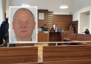 Městský soud v Praze začal řešit případ Martina S. (49), který čelí obvinění z účasti na teroristické skupině a z teroristického útoku za to, že odjel bojovat v řadách proruských separatistů na východě Ukrajiny. (3. ledna 2021)