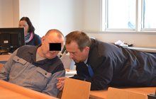 Obžalovaný Jaroslav K. (54): Napřáhl jsem ruku, spadla na něj stěna